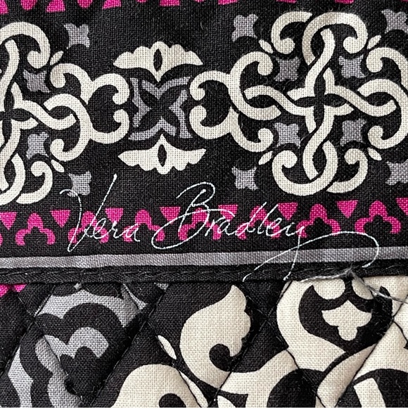 Vera Bradley Medium Tote in Canterberry Magenta Quilted - Picture 3 of 10